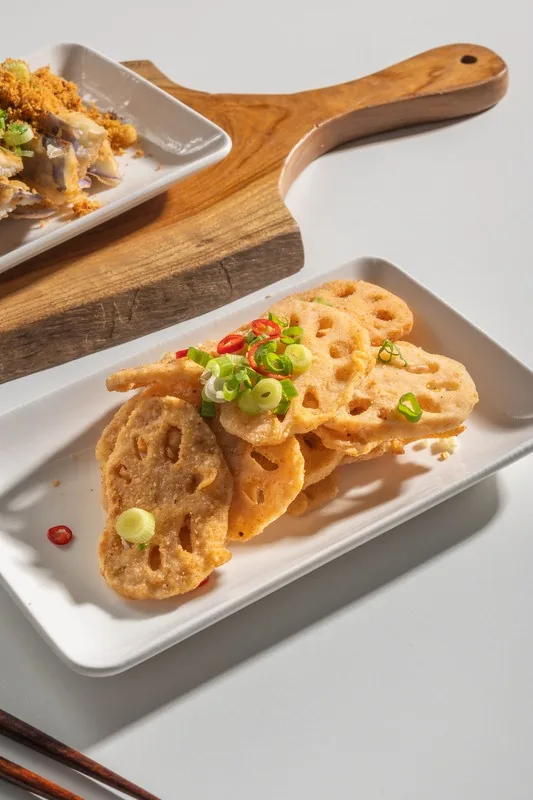 Cantonese stir-fried dish